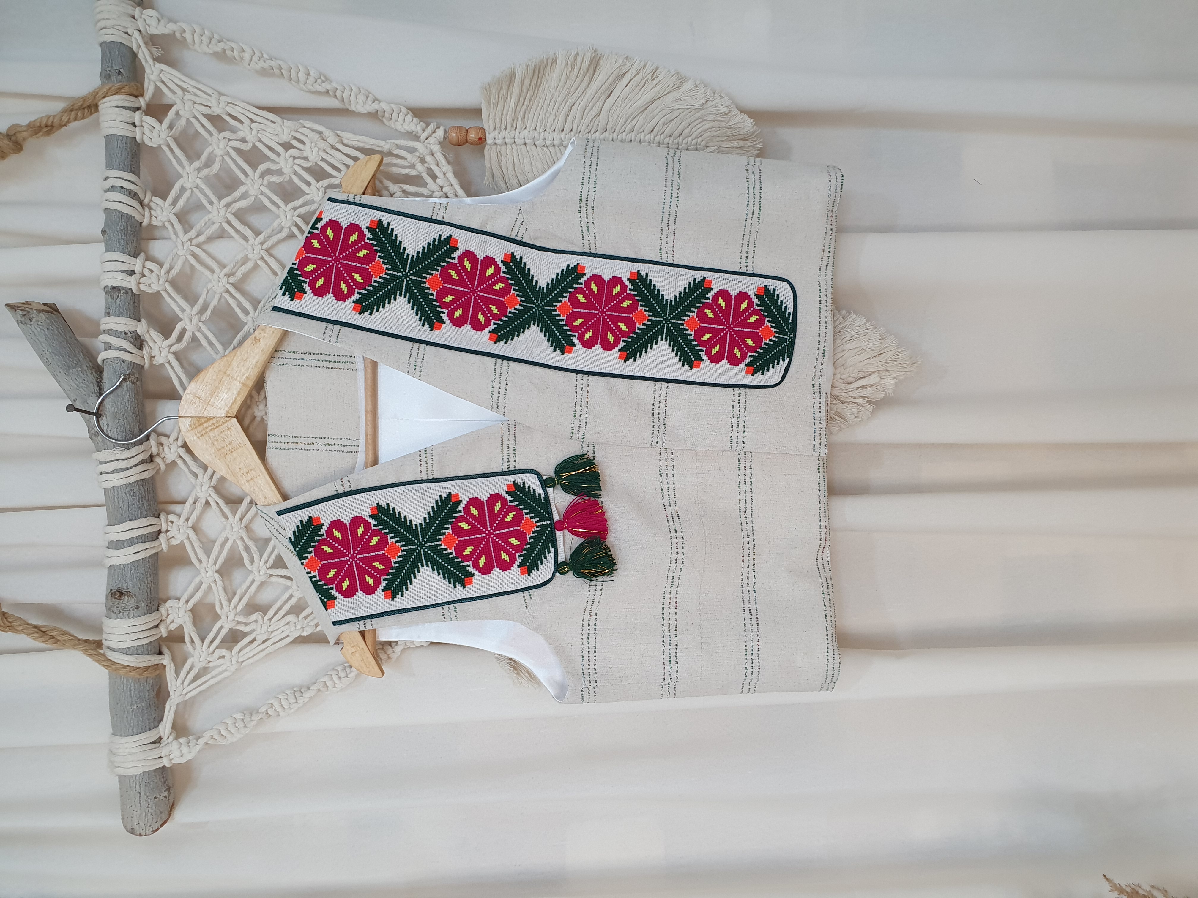 جلیقه شماره دوزی آنتیک _ کد: 801